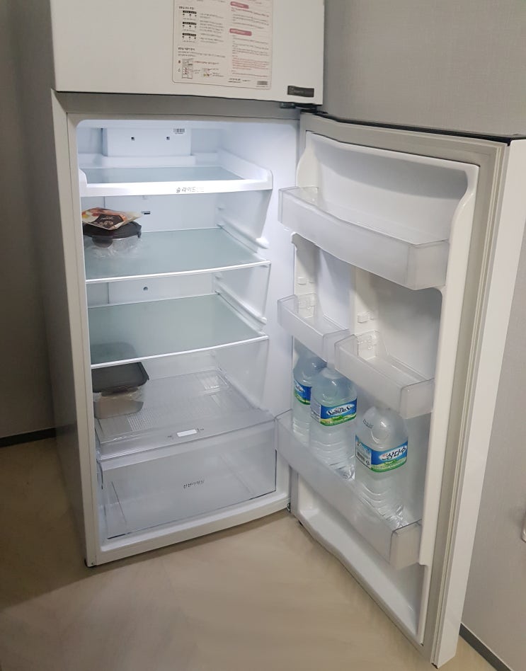  LG 냉장고 일반형 - B328W (311L)