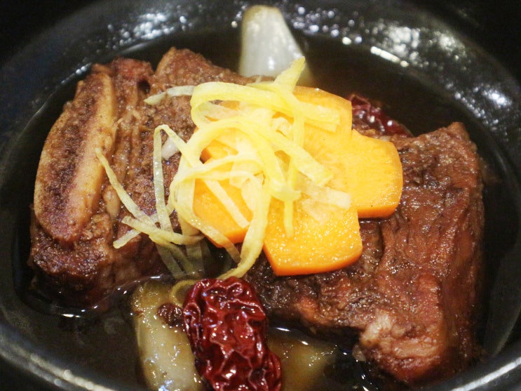  강동구 한정식 <산수고원>  상견례나 소규모돌잔치 하기 좋은 가성비 좋은 맛집