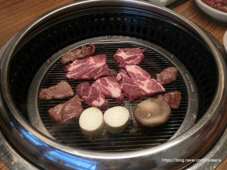 발산역 고기 맛집 이베리코 숯불구이 수요미식회 갈비탕