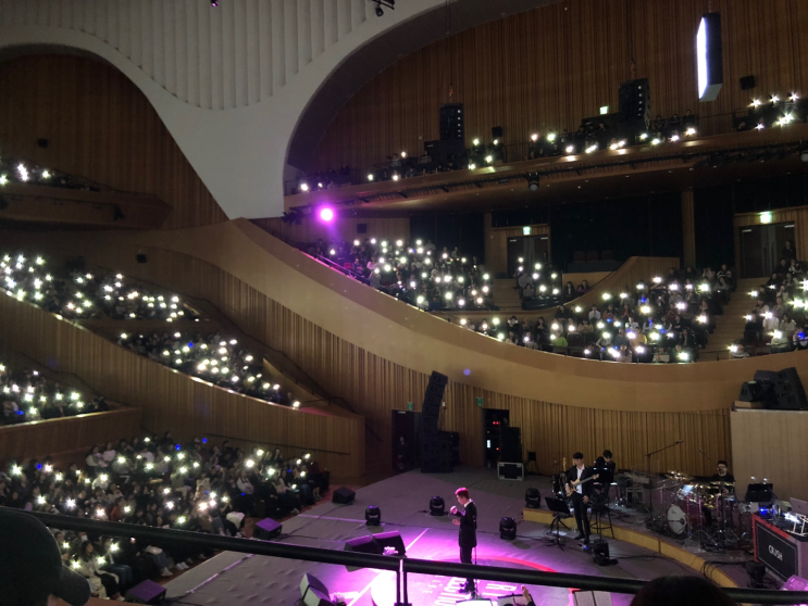 [크러쉬 콘서트] SPRING COLLECTION LIVE 2019 - 크러쉬 ️