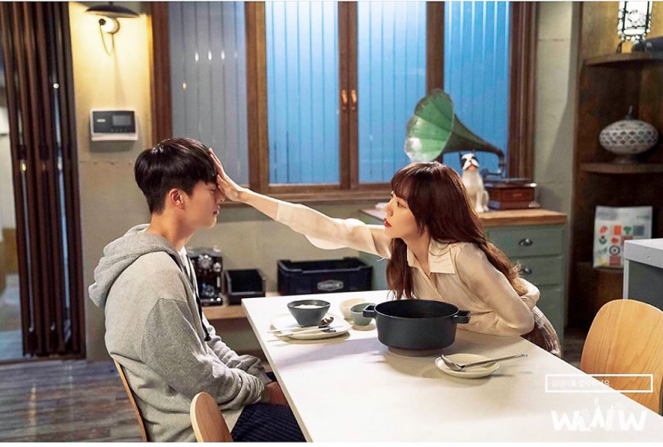  검색어를 입력하세요 WWW 속 나온 식기가 오덴세였다니!