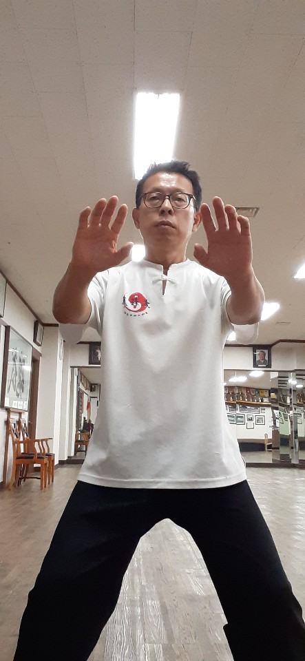  "힘을 빼고, 필요할때만 온몸을 써라" 태극권, 웨이트, 낚시, 골프... 만고의 진리다!!!!