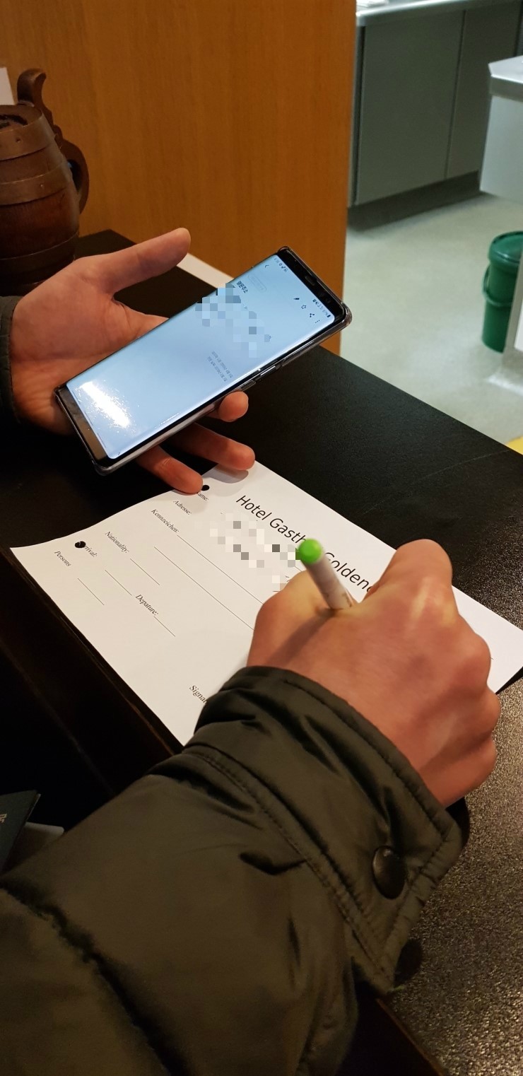  김선수와 비비앙느님의 신혼여행 story [chapter 4] - 유럽자동차여행(독일) : 로텐부르크 여행 - 가스토프 골데너 그라이펜(Gasthof Goldener Greifen) 숙소후기