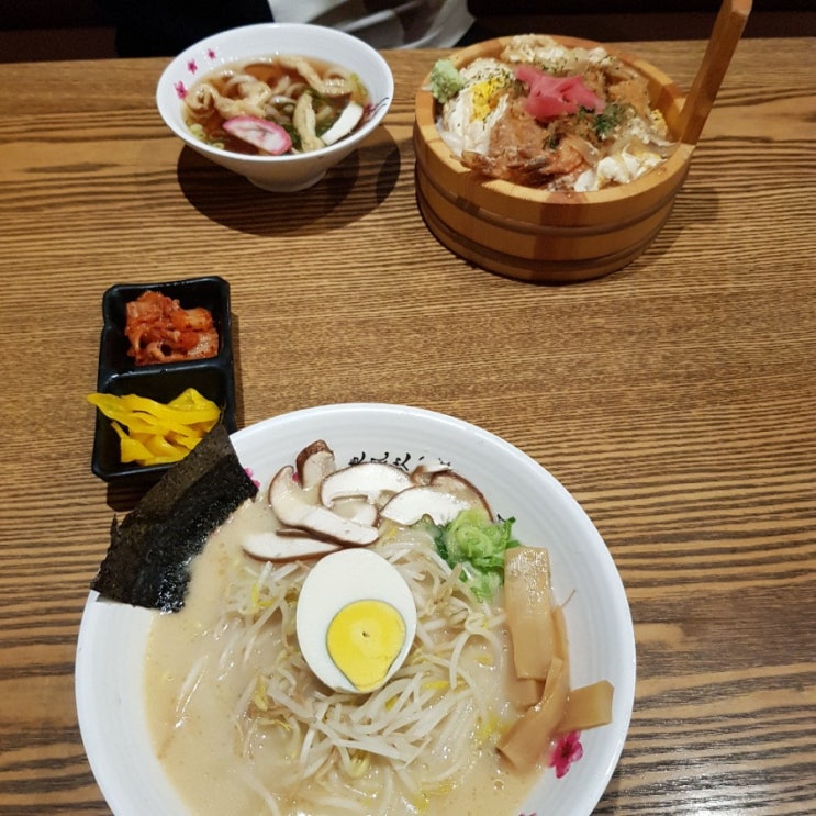  성서 맛집 아닌 롯데시네마 가츠라