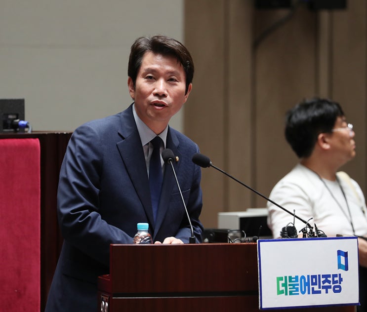 '국민여러분 한 번 들어봐주십시오. 자유한국당이 이렇습니다' 이인영의 대국민호소/오만방자한 일본 언론…후지TV…경원아! 일 좀 하자! & 영화 김복동