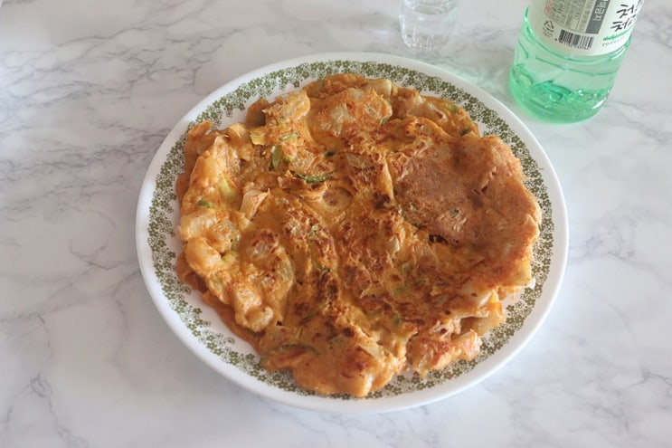  김치전 바삭하게, 신깍두기 이용해 깍두기 김치부침개~