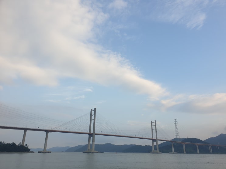  창원 마창대교 카페거리