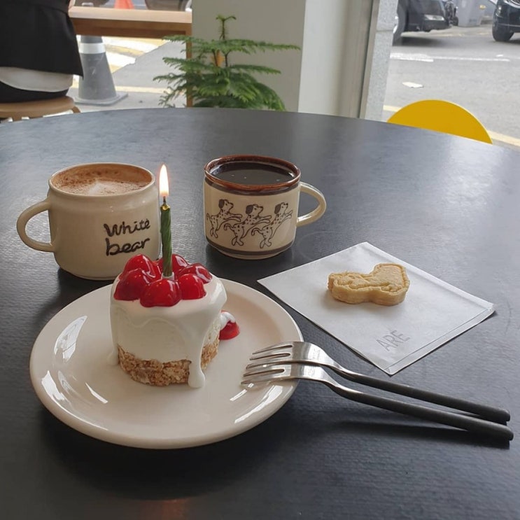  수원 행궁동 :)알커피 "are coffee"