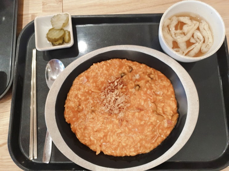  [대만 타이베이] 김포공항, 써니호스텔, 티웨이항공, 국립국부기념관, 키키레스토랑, 사대야시장