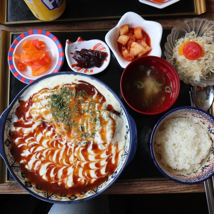  일산 돈까스 맛집 치즈고명 듬뿍얹어서 맛본적 있어?