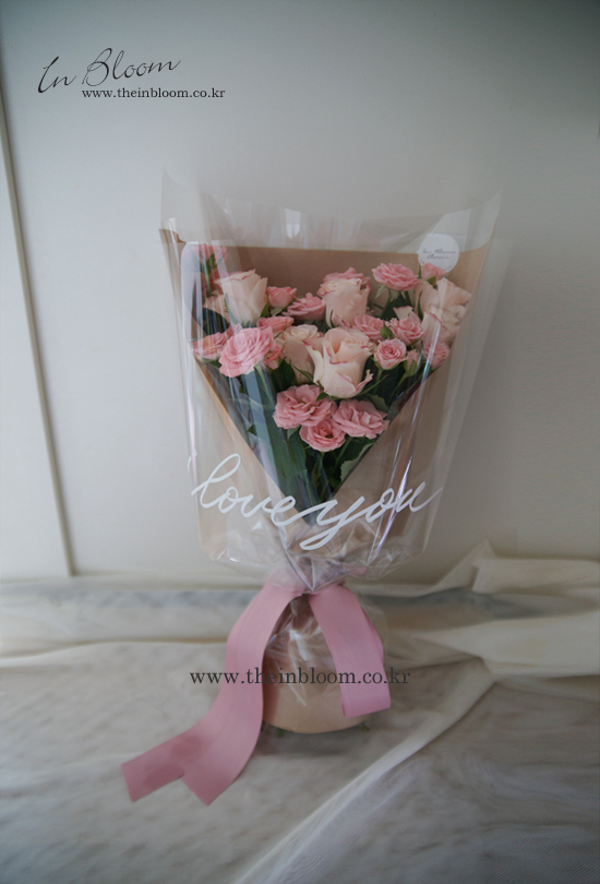  레터링 꽃다발(lettering handtied), 레터링 장미 꽃다발, 인블룸 캘리 꽃다발(calli-bouquet) : 꽃주문, 꽃배달, 꽃선물, 광진구플라워, 광진구꽃집, 구의동꽃집, 아차산역꽃집, 광장동꽃집, 중곡동꽃집, 인블룸플라워
