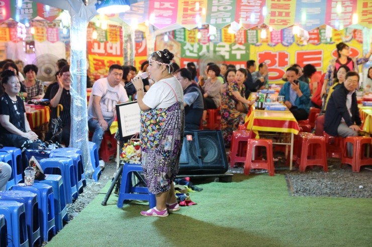  홍단이품바 사랑 참(장윤정) 쓰러집니다(서주경) 일산 해수욕장 0719