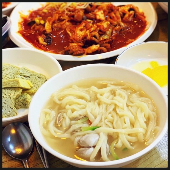  대전 유성 맛집 - 온천칼국수 물총칼국수 쭈꾸미 ( feat 전참시 김동현 )
