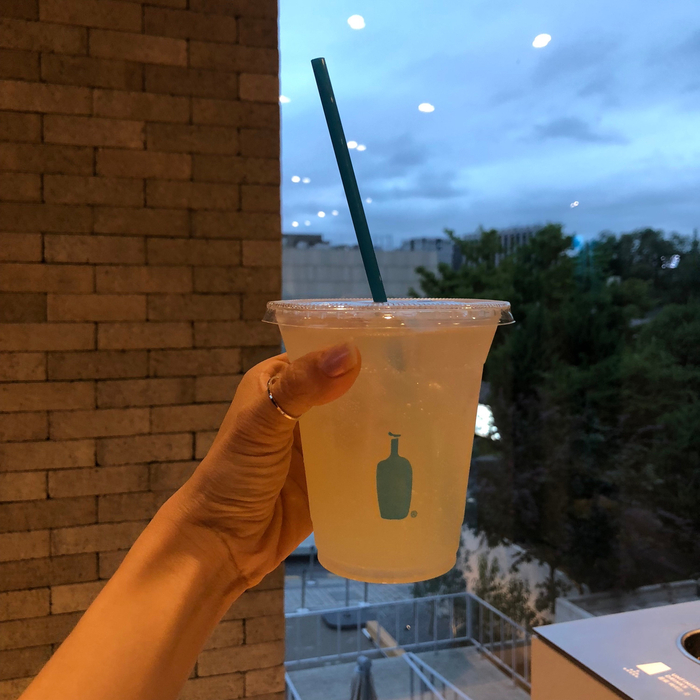  삼청동 블루보틀 2호점 라떼랑 레몬유자피츠