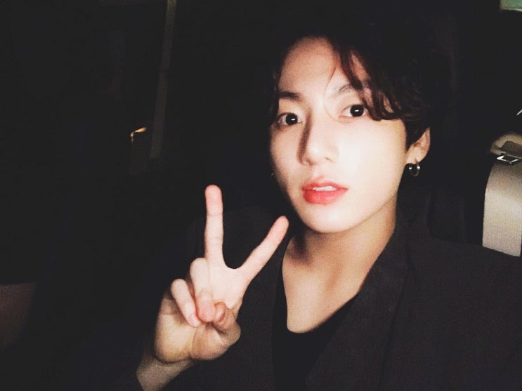  방탄소년단 정국(JUNGKOOK)" 솔로곡 'Euphoria' 디지털 가온차트  1억 돌파!