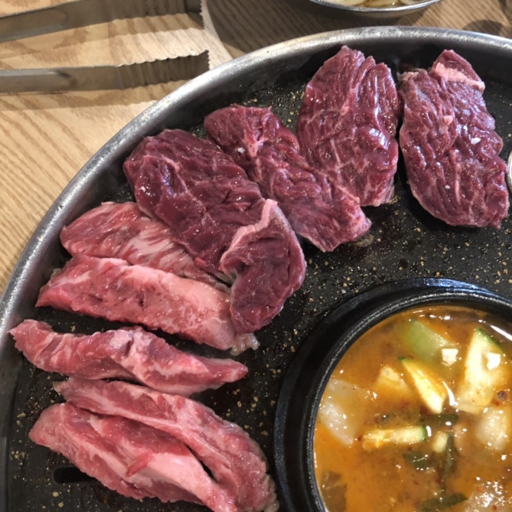  장한평역맛집 / 장한평맛집 > 장안동 회식장소로 좋은 일번지정육식당