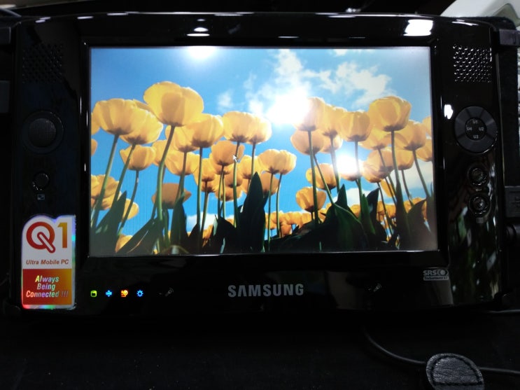  삼성전자 손안의 PC SENS Q1