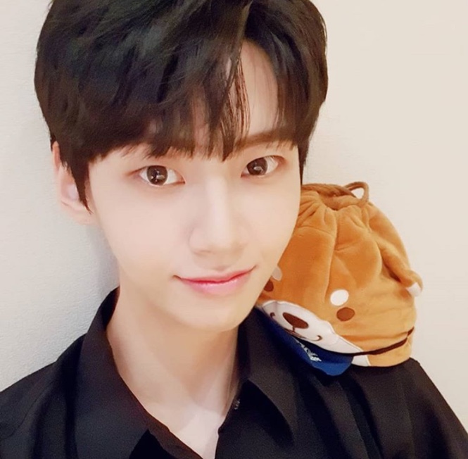  이진혁 인스타라이브 시바파우치 속 공개 (+파우치가 부러운건 처음)