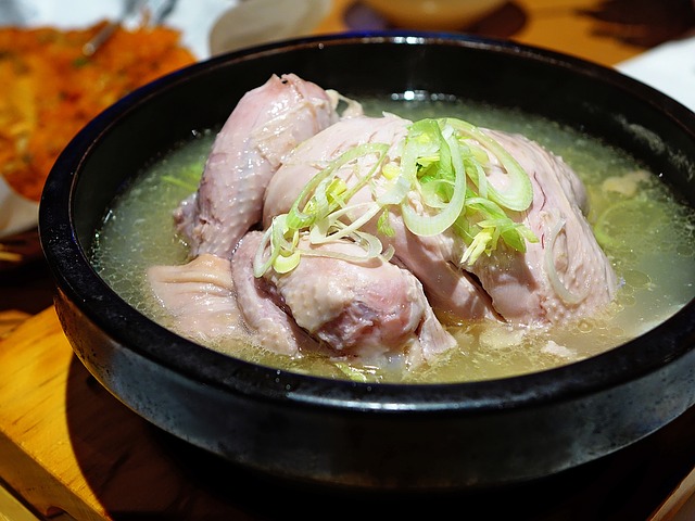  중복 복날음식으로 인기 만점인 중복음식 건강하게 섭취하는 요령
