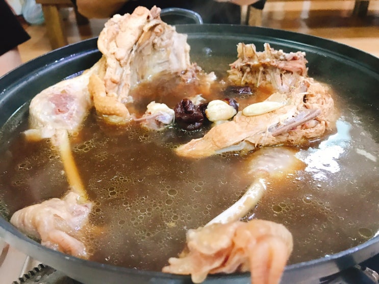  몸 보신하는날~ 오늘 중복이라네요 ㅎㅎ 저는 장태산 옻 닭 맛집 고고~