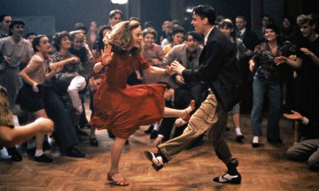  스윙키즈(swing kids 1993) 감독 : 토머스 카터  출연 : 로버트 숀 레오나드(피터 뮬러)크리스찬 베일(토마스) 