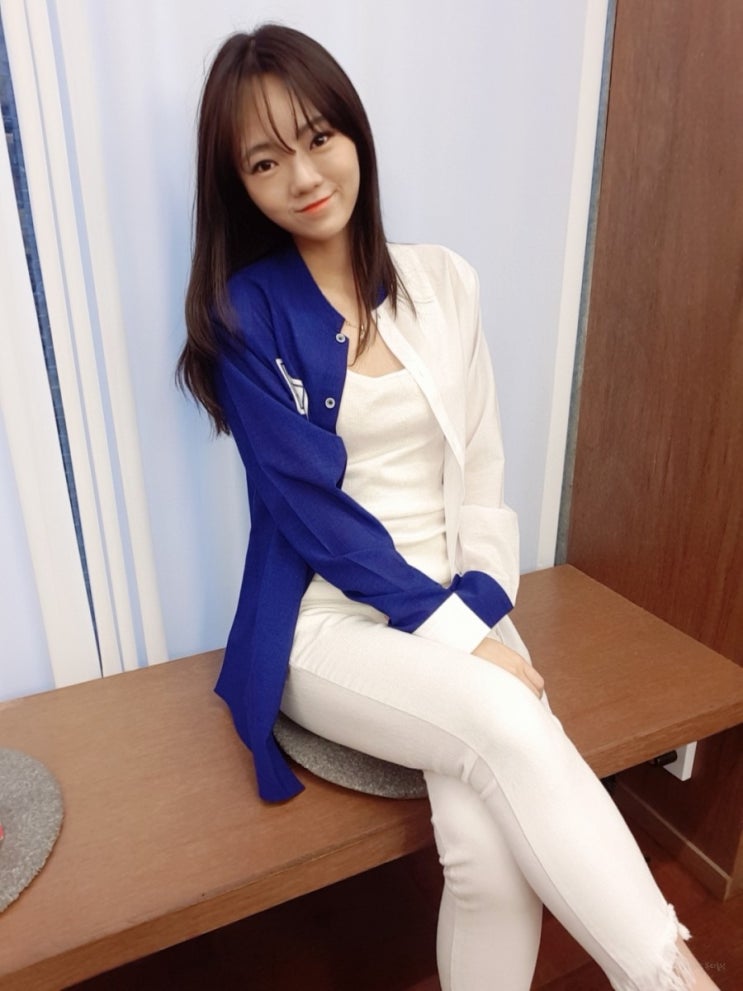  30대여성쇼핑몰 비바루비 블루하프 남방으로 유니크하게!