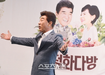 '이민우 통편집' 덕화다방 이덕화 "후배들, 한번 더 행동 생각했으면" '이민우 통편집' 덕화다방 이덕화 "후배들, 한번 더 행동 생각했으면"