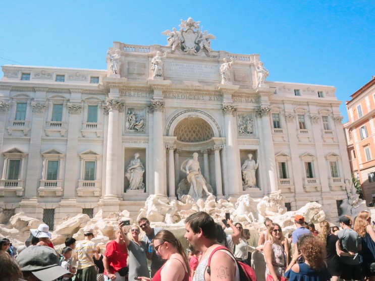 사진 기록: 로마 여행 5일차-2 (디즈니스토어,점심식사,트레비분수,판테온)