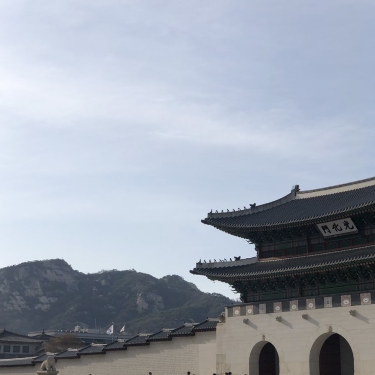  4월과 5월 사이