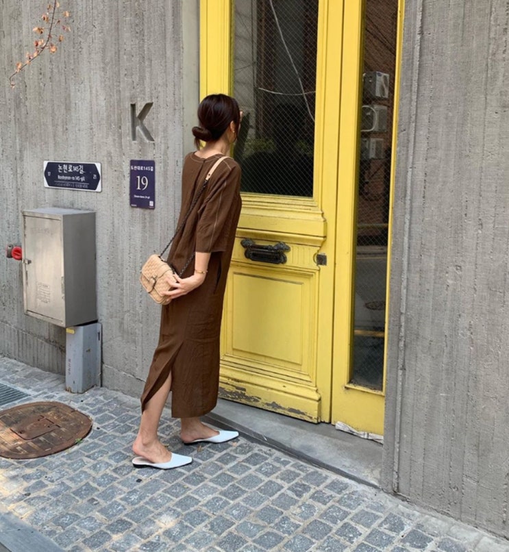 문정원 인스타그램 옷 더캐시미어 배색 스티치 원피스 패션!