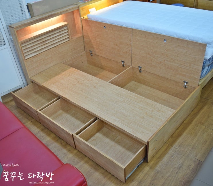  조명수납침대로 분위기에 공간활용까지!고무나무 친환경원목침대 강추!