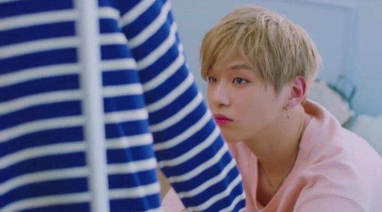 강다니엘 '뭐 해' 티저 강다니엘 '뭐 해' 티저