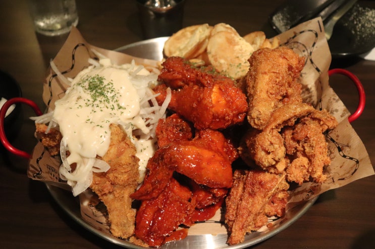  미아사거리치킨 맛집 맥주 당길땐 또래오래 치킨앤비어 삼총사플래터