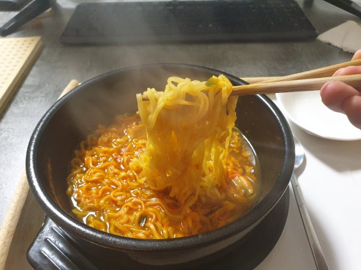  농심 신라면 건면! 깔끔하고 깊은 맛~!