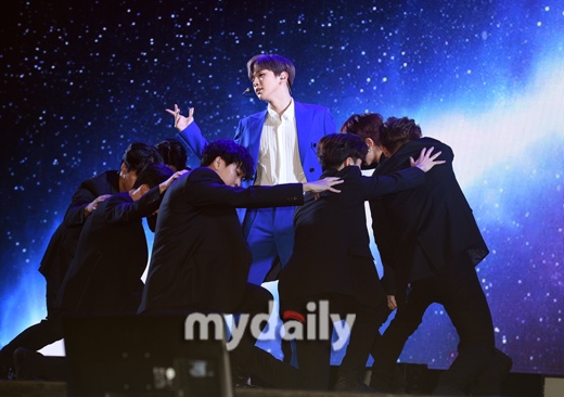  [MD포토] 강다니엘 '6개월만에 돌아온 빛나는 별'