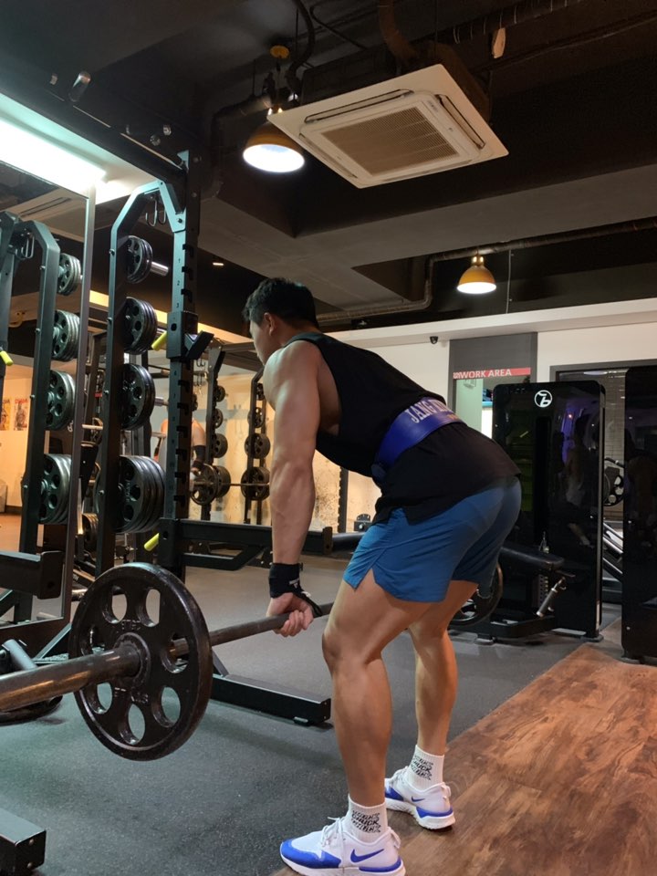  신사역pt 논현동헬스장 신사역필라테스 헬스/피티전문 머슬맥스튜디오 오늘은 등운동 바벨로우