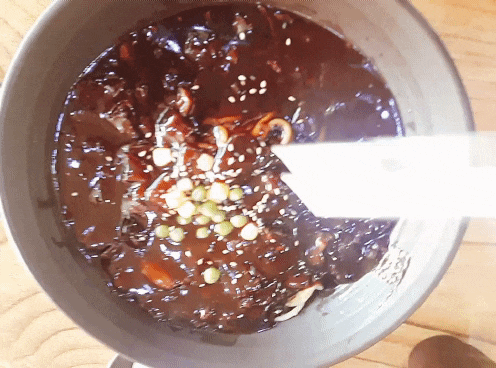  #36 7월 일상 / 반송시장 메추리알 떡볶이 / 상남동 9번식당 / 사림동 장독짜장 / 창원 중앙동 돈치킨