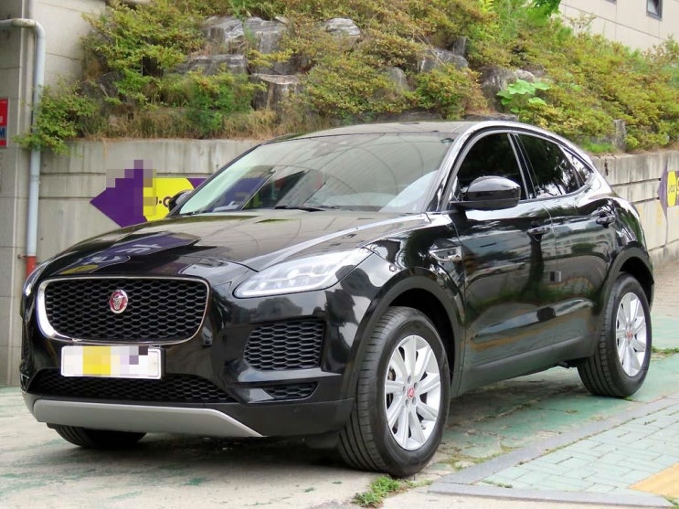  프리미엄 suv 재규어 e페이스 중고차 가격 정보