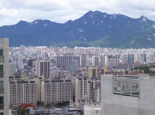  “민간택지 분양가상한제 이슈 영향 서울 아파트값 상승폭 둔화”
