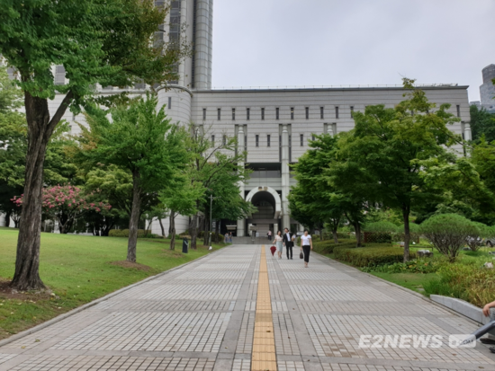 주유소 유류세 카드수수료 반환소송 결국 기각 - 2년 간 논쟁…서울중앙지법 “부당이득 아니다”  