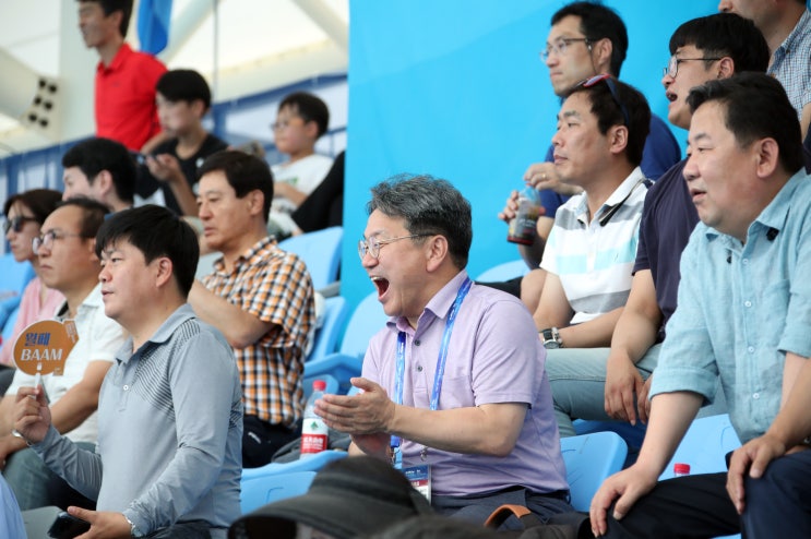  강기정 정무수석, 광주수영대회 수구 관람