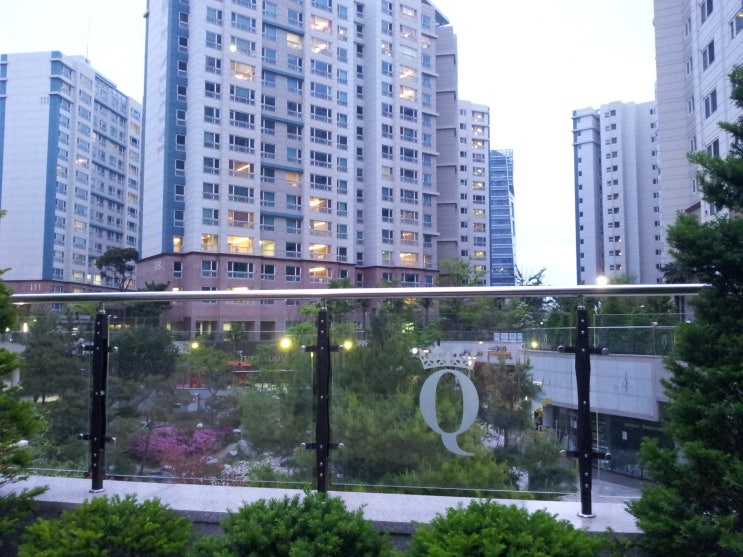  명지 까치부동산051-271-9090~부산 강서구 명지동 오션시티에 위치한 퀸덤아파트 매매물건을 소개 드리조자 합니다