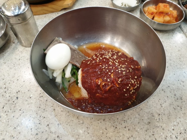  [구로동 AK플라자 백화점 냉면 맛집. 칠보면옥] 함흥비빔냉면, 갈비탕 존맛탱