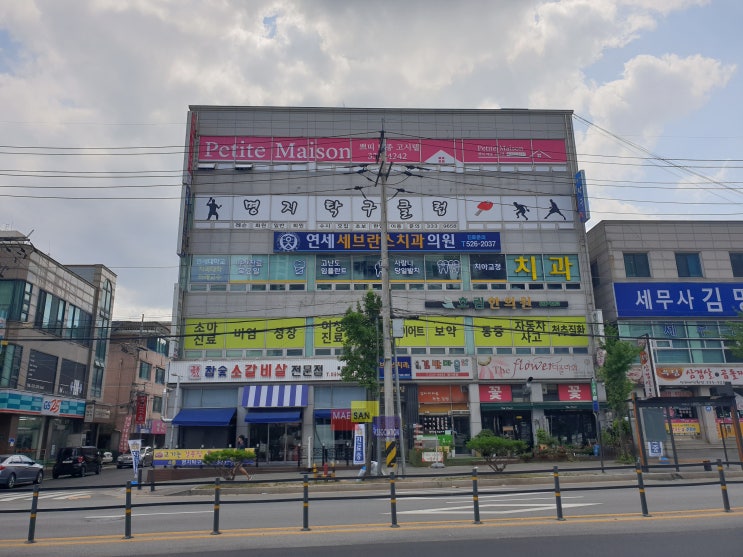 용인명지대 남성전용고시텔 쁘띠메종 새단장 : 주변에 이마트, 롯데시네마가 있고 명지대역 8분거리(명지대원룸, 명지대고시텔, 명지대고시원)추천