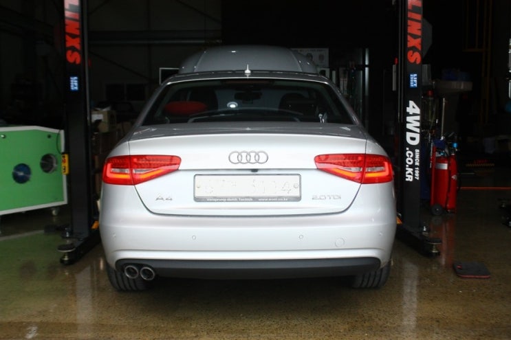  아우디 A4 2.0TDI 전륜 멀티트로닉 CVT 미션오일 + 연료필터 + OWS SUPER DOT 4.1 브레이크 액 작업완료!!