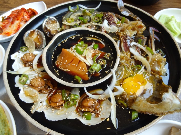  배곧간장게장맛집, 아구랑홈밀 모둠장 먹은 후기