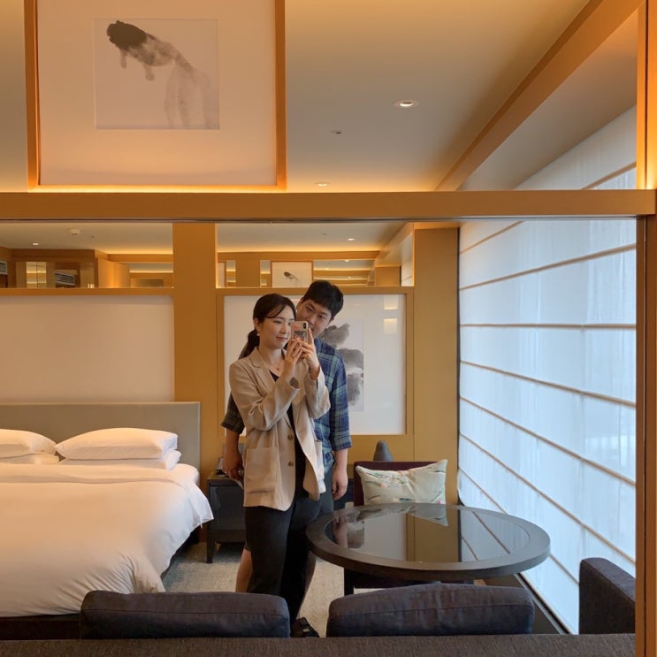  2박3일 서울여행 : 그랜드하얏트서울, 서울일러스트레이션페어 2019, 홍대 나들이