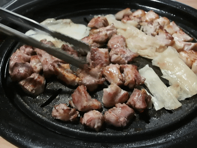  [부산 거제동] 삼목항돼지구이 :: 맛있게 구워주는 삼겹살과 목살