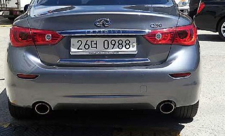  [인피니티] Q50 2.2D 프리미엄 중고차 2015년형에 신차급상태