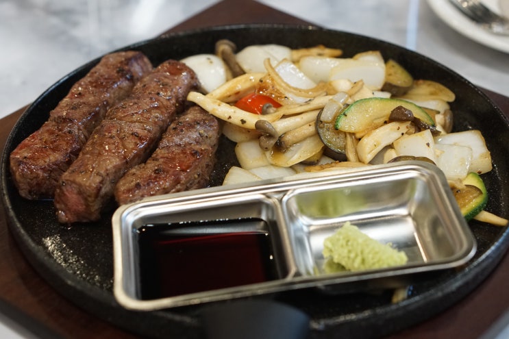  롯데월드 맛집 한번 맛보면 잊을 수 없는 셰프의시그니쳐